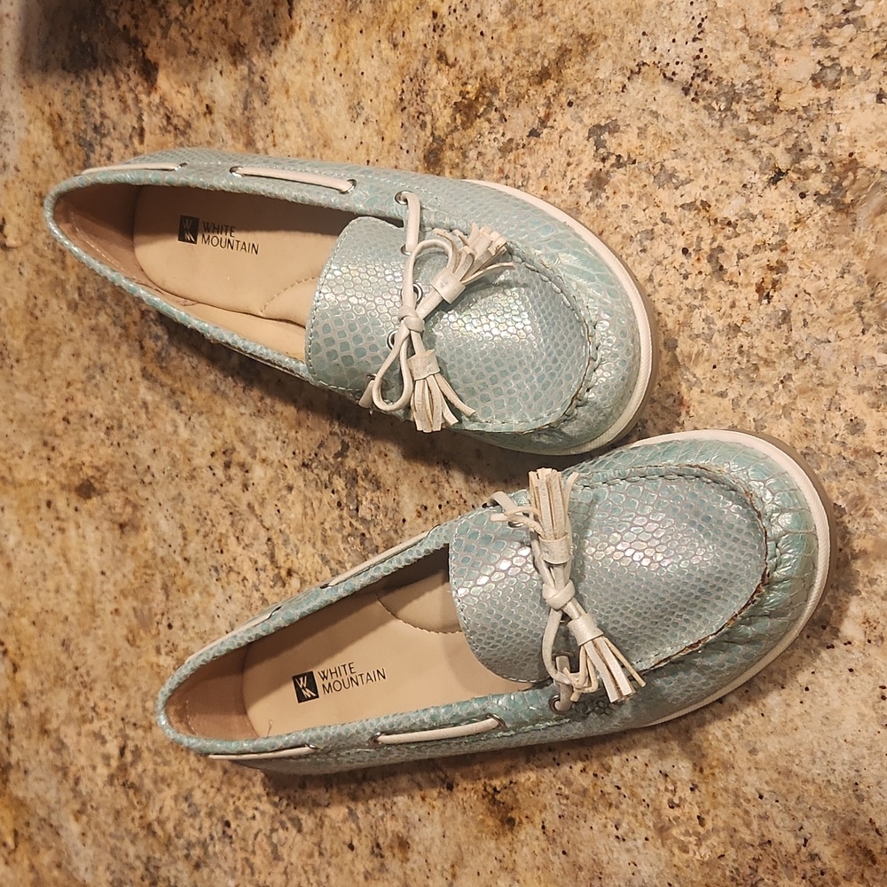 White Mountain Mermaid Loafers Boat Deck Shoe. Fishscale Design.